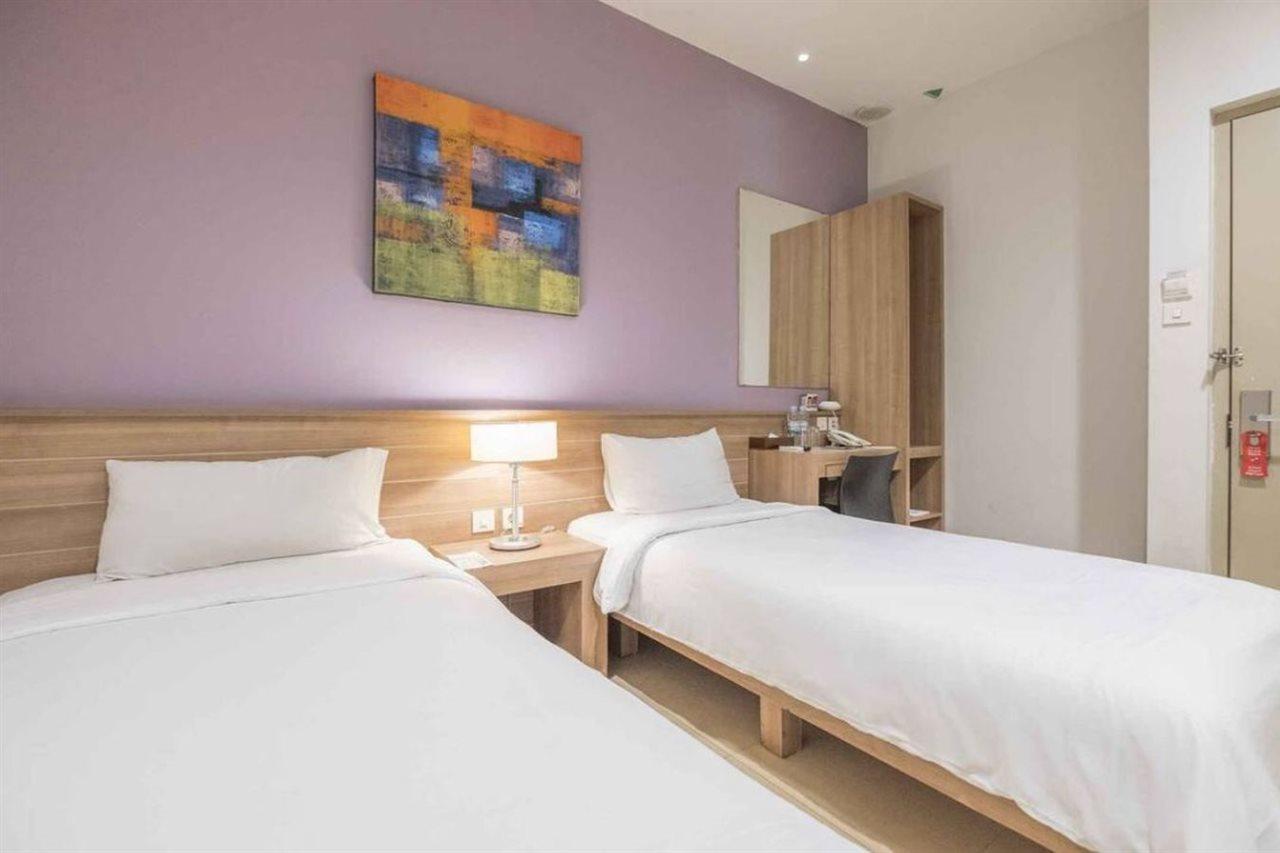 Aswin Hotel And Spa Makassar Eksteriør billede