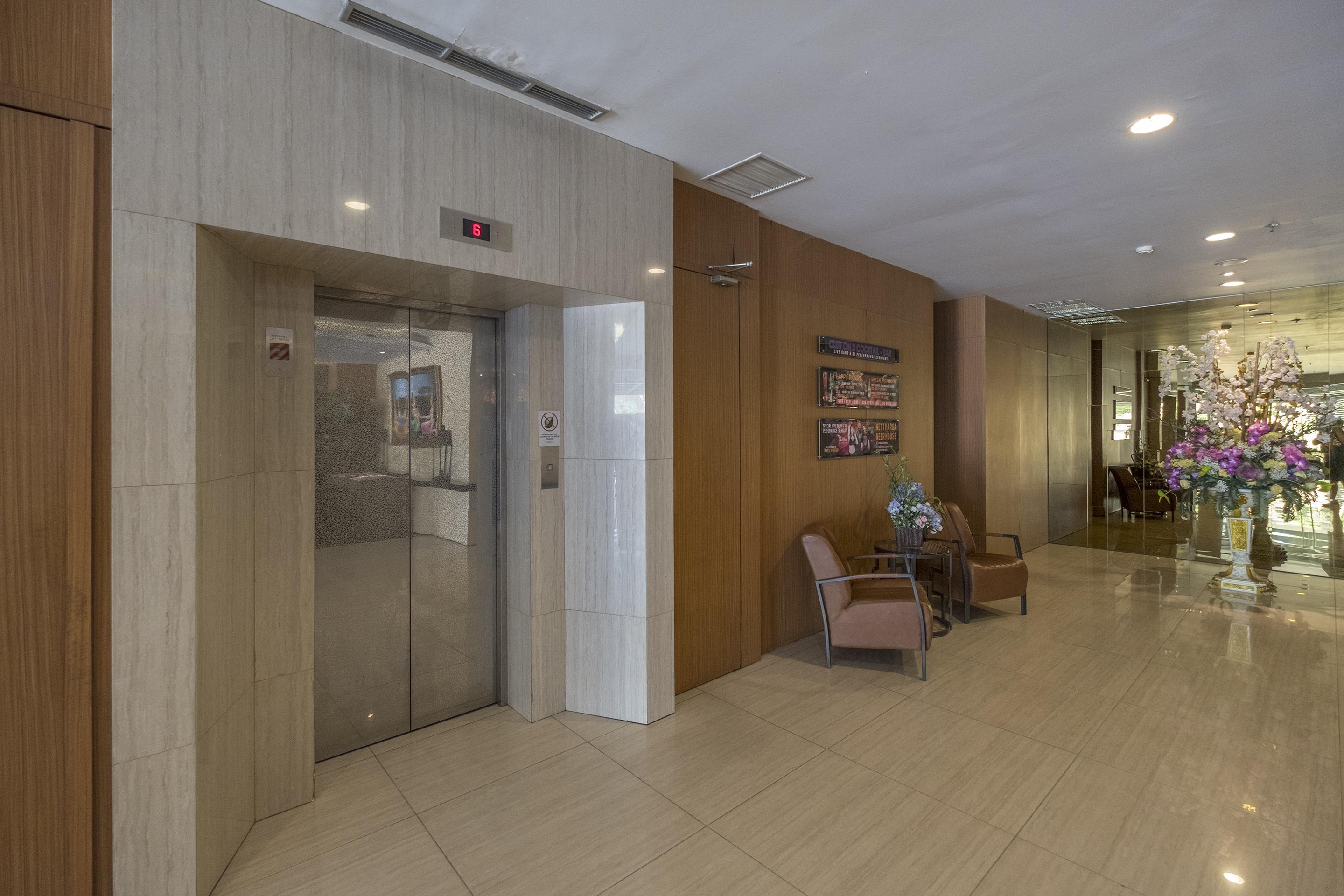 Aswin Hotel And Spa Makassar Eksteriør billede