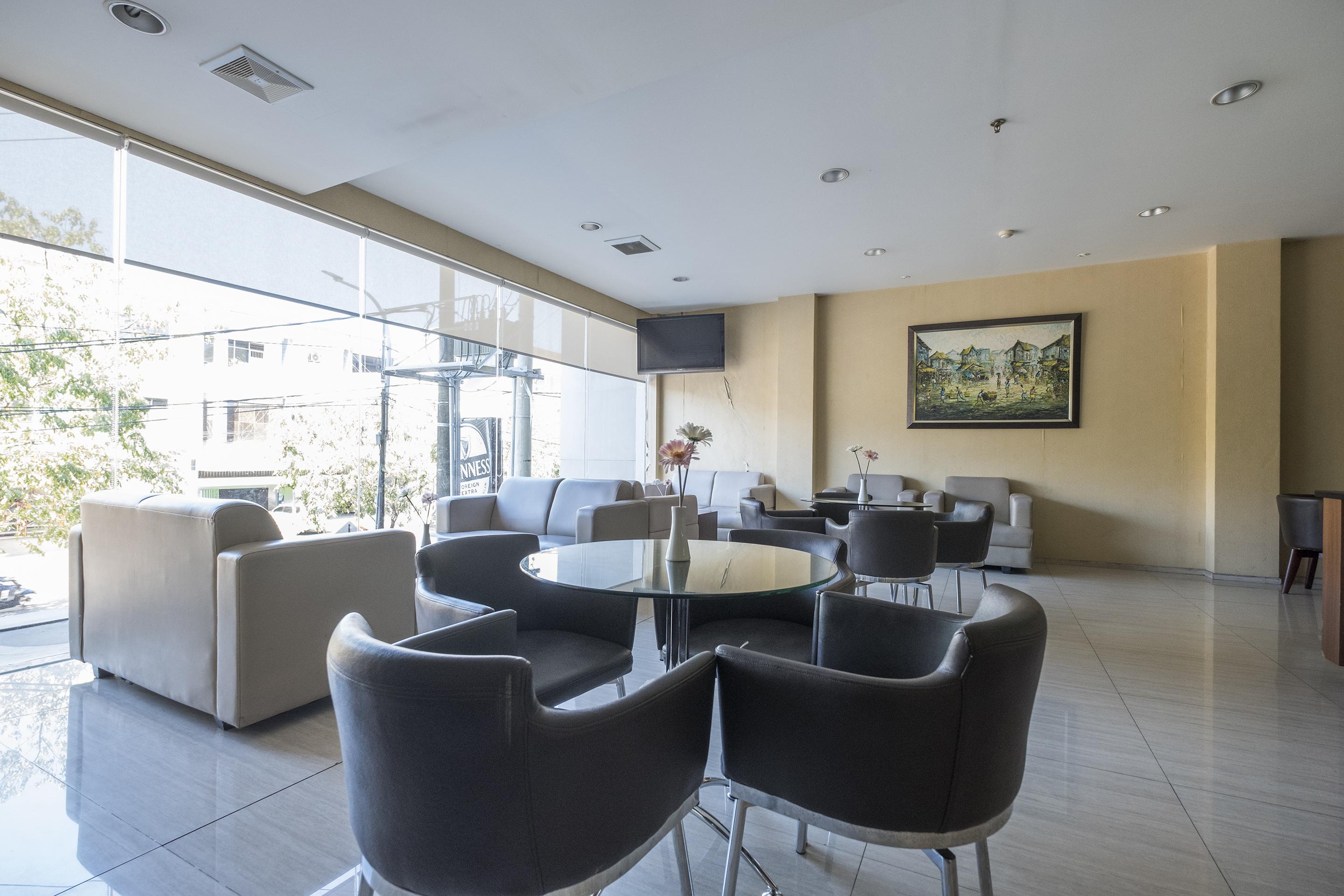 Aswin Hotel And Spa Makassar Eksteriør billede
