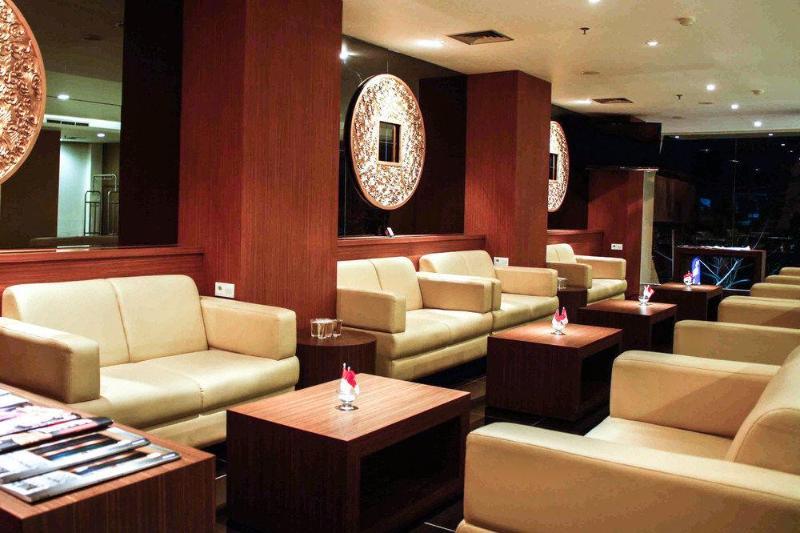 Aswin Hotel And Spa Makassar Eksteriør billede