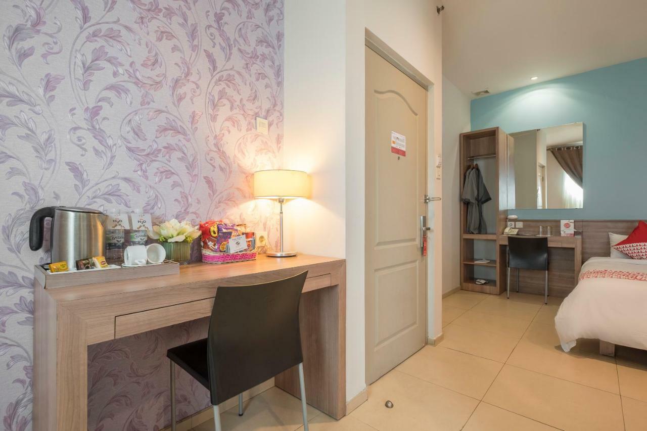 Aswin Hotel And Spa Makassar Eksteriør billede