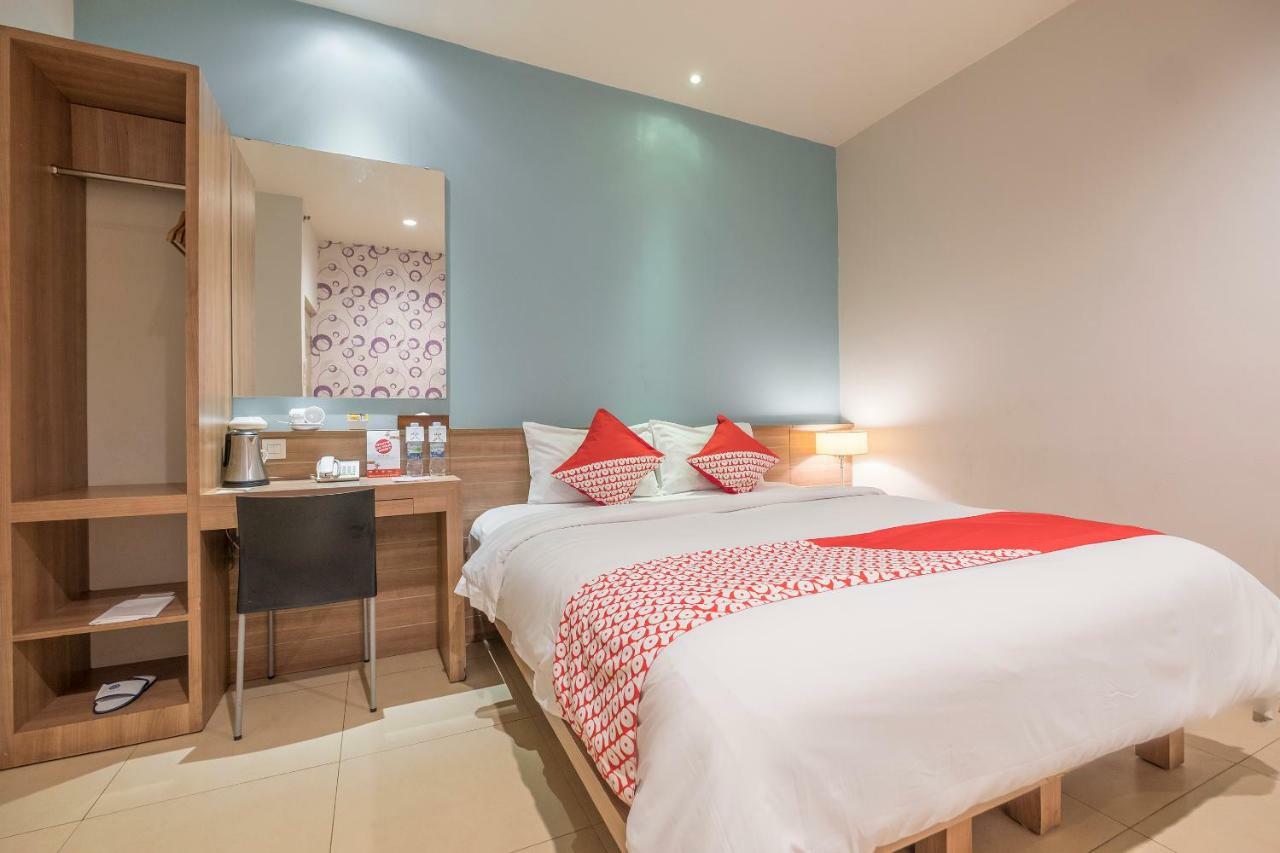 Aswin Hotel And Spa Makassar Eksteriør billede