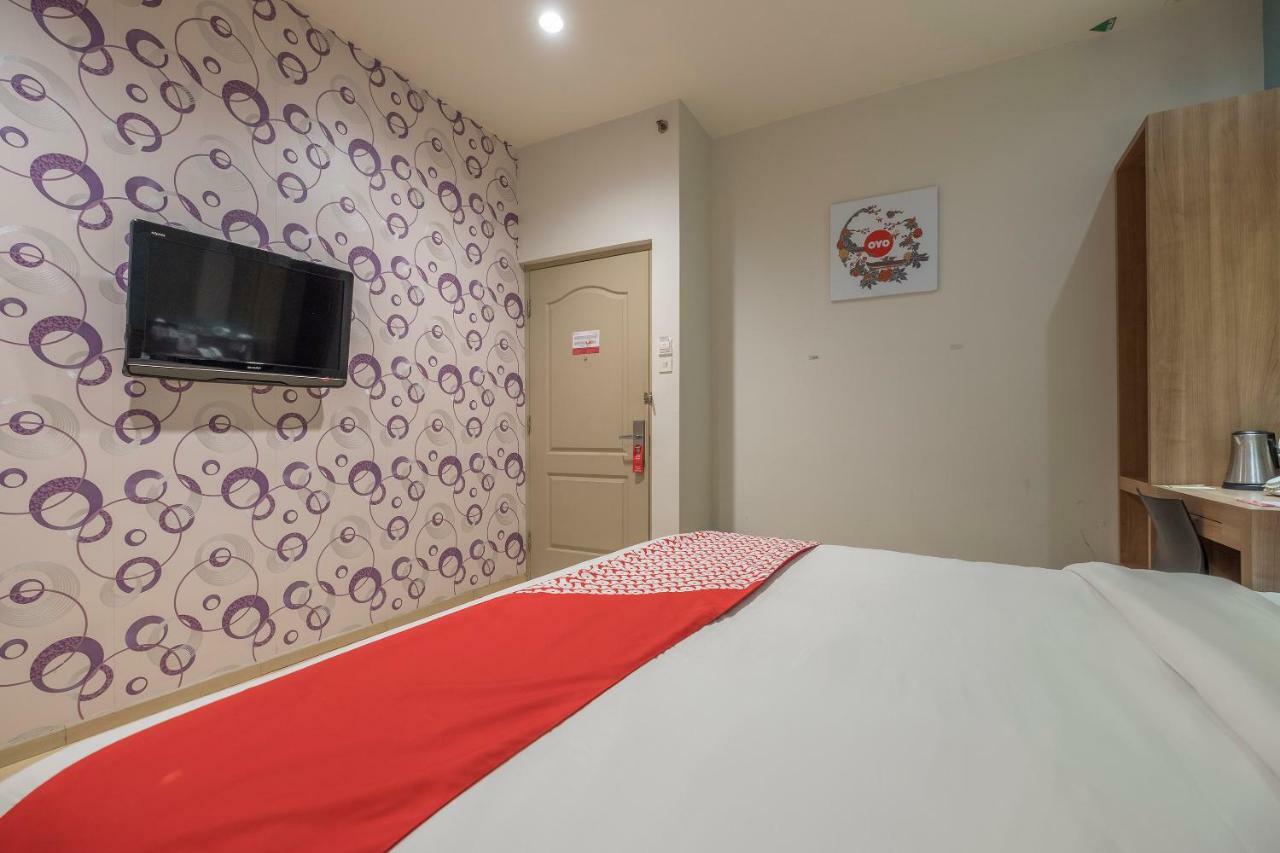 Aswin Hotel And Spa Makassar Eksteriør billede