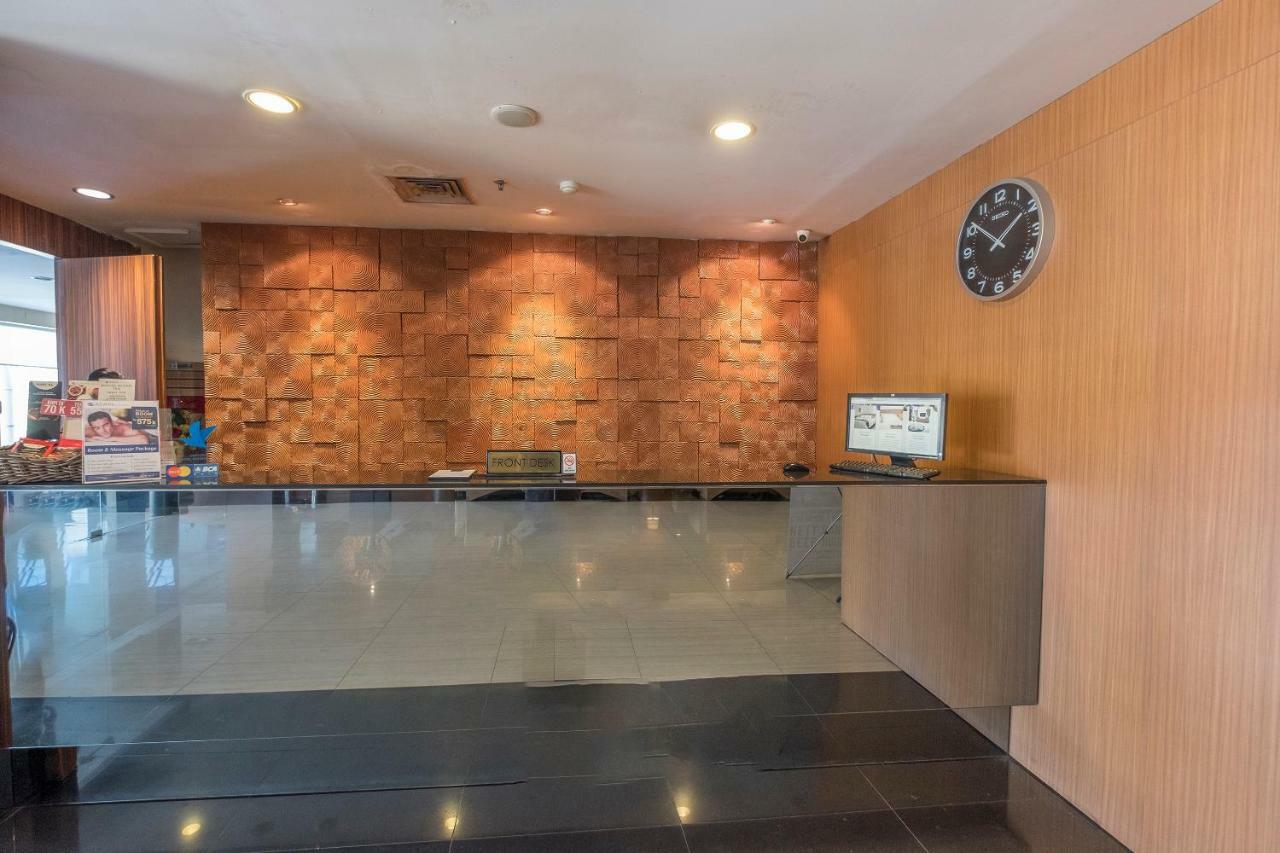 Aswin Hotel And Spa Makassar Eksteriør billede